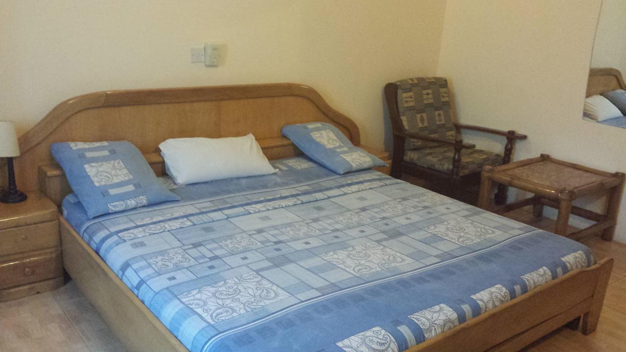 Joy Family Lodge Amasaman Bilik gambar